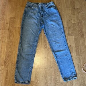 BDG Urban Outfitters Mom Jeans High Waisted Light Wash 28